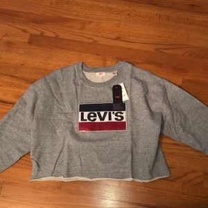 levi’s cropped sweatshirt